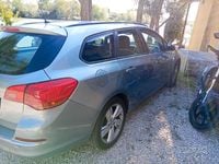 Usata Opel Astra 140 CV (102 kW) 2014 Station wagon
