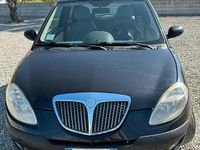 Usata Lancia Ypsilon 70 CV (51 kW) 2003 Nero Utilitaria