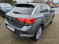 Usata VW T-Roc 150 CV (110 kW) 2020 Grigio SUV