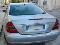 Usata Mercedes E270 177 CV (130 kW) 2003 Grigio Berlina