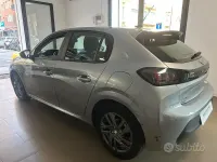 Usata Peugeot 208 75 CV (55 kW) 2021 Bianco Utilitaria