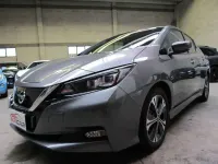 Usata Nissan Leaf Tekna 89 kW (122 CV) 2022 Grigio metallizzato Utilitaria