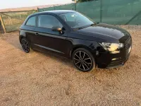 Usata Audi A1 105 CV (77 kW) 2012 Nero Utilitaria
