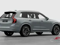 Nuova Volvo XC90 Plus 455 CV (334 kW) 2025 Vapour grey SUV
