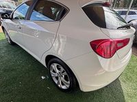 Usata Alfa Romeo Giulietta Exclusive 105 CV (77 kW) 2014 Bianco Utilitaria