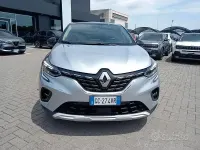 Usata Renault Captur Intens 160 CV (117 kW) 2020 Grigio SUV