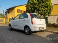 Usata Tata Indica 75 CV (55 kW) 2015 Bianco Berlina