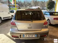 Usata Mitsubishi Outlander Intense 150 CV (110 kW) 2005 Argento SUV