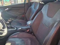 Usata Ford Focus Titanium X 125 CV (91 kW) 2015 Grigio Berlina