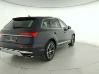 Usata Audi Q7 Ambiente 286 CV (210 kW) 2024 Blu scuro SUV