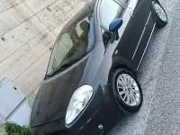 Usata Fiat Punto 90 CV (66 kW) 2007 Grigio Utilitaria