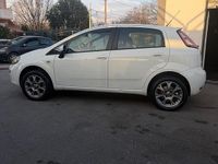 Usata Fiat Punto Easy 77 CV (56 kW) 2012 Bianco Utilitaria