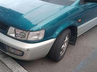 Usata Mitsubishi Space Runner 122 CV (89 kW) 1997 Blu/azzurro Monovolume