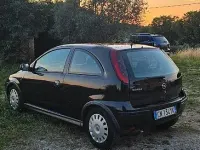 Usata Opel Corsa 60 CV (44 kW) 2004 Nero Utilitaria
