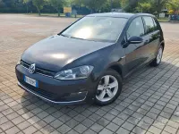 Usado VW Golf VII Comfortline 110 HP (80 kW) 2015 Preto Sedan