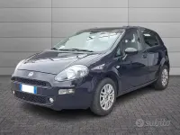 Usata Fiat Punto Lounge 69 CV (50 kW) 2015 Blu Utilitaria