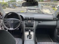 Usata Mercedes C220 Classic 2003 Argento Utilitaria