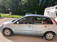 Usata Ford Fiesta 68 CV (50 kW) 2007 Blu Utilitaria