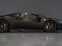 Usata Ferrari 296 663 CV (487 kW) 2024 Nero Cabrio