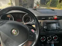 Usata Alfa Romeo Giulietta 150 CV (110 kW) 2014 Bianco Utilitaria