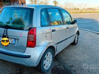 Usata Fiat Idea 70 CV (51 kW) 2004 Grigio Monovolume