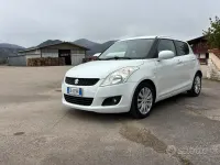 Usata Suzuki Swift 94 CV (69 kW) 2011 Bianco Utilitaria