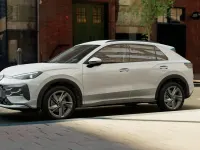 Nuova VW T-Roc Life 115 CV (84 kW) 2026 Pure white SUV