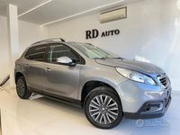 Usata Peugeot 2008 Active 82 CV (60 kW) 2016 Grigio SUV