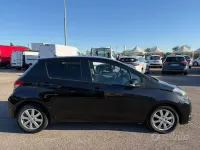 Usata Toyota Yaris Lounge 90 CV (66 kW) 2011 Nero Utilitaria