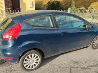 Gebraucht Ford Fiesta 96 PS (70 kW) 2010 Blau Limousine