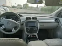 Usata Mercedes R320 224 CV (164 kW) 2007 Grigio Station wagon