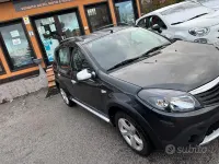 Brugt Dacia Sandero Stepway 68 HK (50 kW) 2010 Grå Sedan
