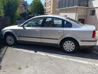 Usata VW Passat 101 CV (74 kW) 1997 Grigio Berlina