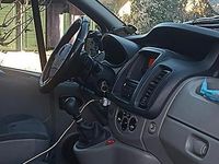 Usata Opel Vivaro 120 CV (88 kW) 2012 Grigio Monovolume