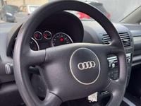 Usata Audi A2 75 CV (55 kW) 2002 Grigio Utilitaria