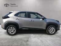Usata Toyota Yaris Cross Active 92 CV (67 kW) 2022 Grigio SUV