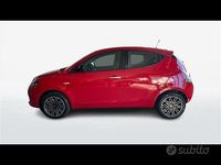 Usata Lancia Ypsilon Silver 69 CV (50 kW) 2021 Rosso Utilitaria