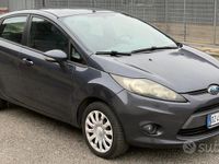 Usata Ford Fiesta 68 CV (50 kW) 2010 Nero Utilitaria