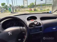 Usata Peugeot 206 CC 109 CV (80 kW) 2003 Blu Cabrio