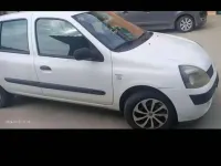 Usata Renault Clio II Expression 58 CV (42 kW) 2003 Bianco Berlina