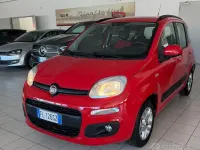 Usata Fiat Panda Lounge 69 CV (50 kW) 2017 Rosso Utilitaria