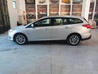 Usata Ford Focus S 120 CV (88 kW) 2017 Grigio Station wagon