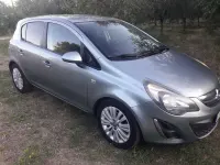 Usata Opel Corsa Edition 86 CV (63 kW) 2014 Utilitaria