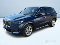 Usata BMW X1 xLine 150 CV (110 kW) 2023 Blu metallizzato SUV