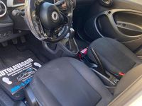Usado Smart ForFour 61 CV (44 kW) 2016 Azul Utilitario