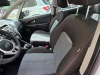 Usata Kia Venga 90 CV (66 kW) 2014 Bianco Utilitaria