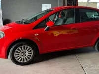 Usata Fiat Punto Evo Dynamic 77 CV (56 kW) 2011 Rosso Utilitaria