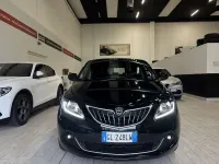 Usata Lancia Ypsilon Gold 69 CV (50 kW) 2022 Nero cinema Utilitaria