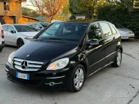 Usata Mercedes B160 Premium 109 CV (80 kW) 2011 Nero Utilitaria