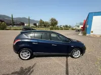 Usata Lancia Delta 105 CV (77 kW) 2012 Bluazzurro Utilitaria